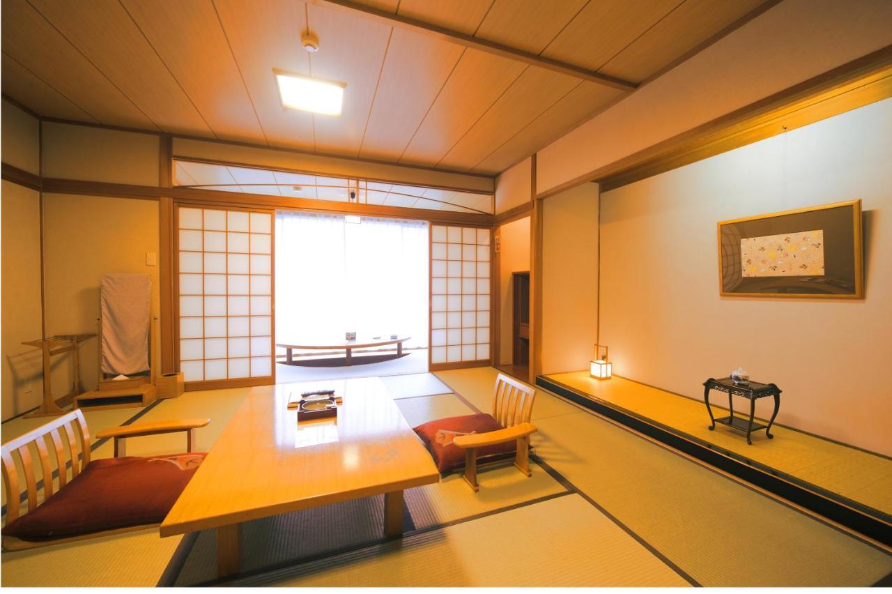 Yufuin Kotobuki Hananosho Bagian luar foto