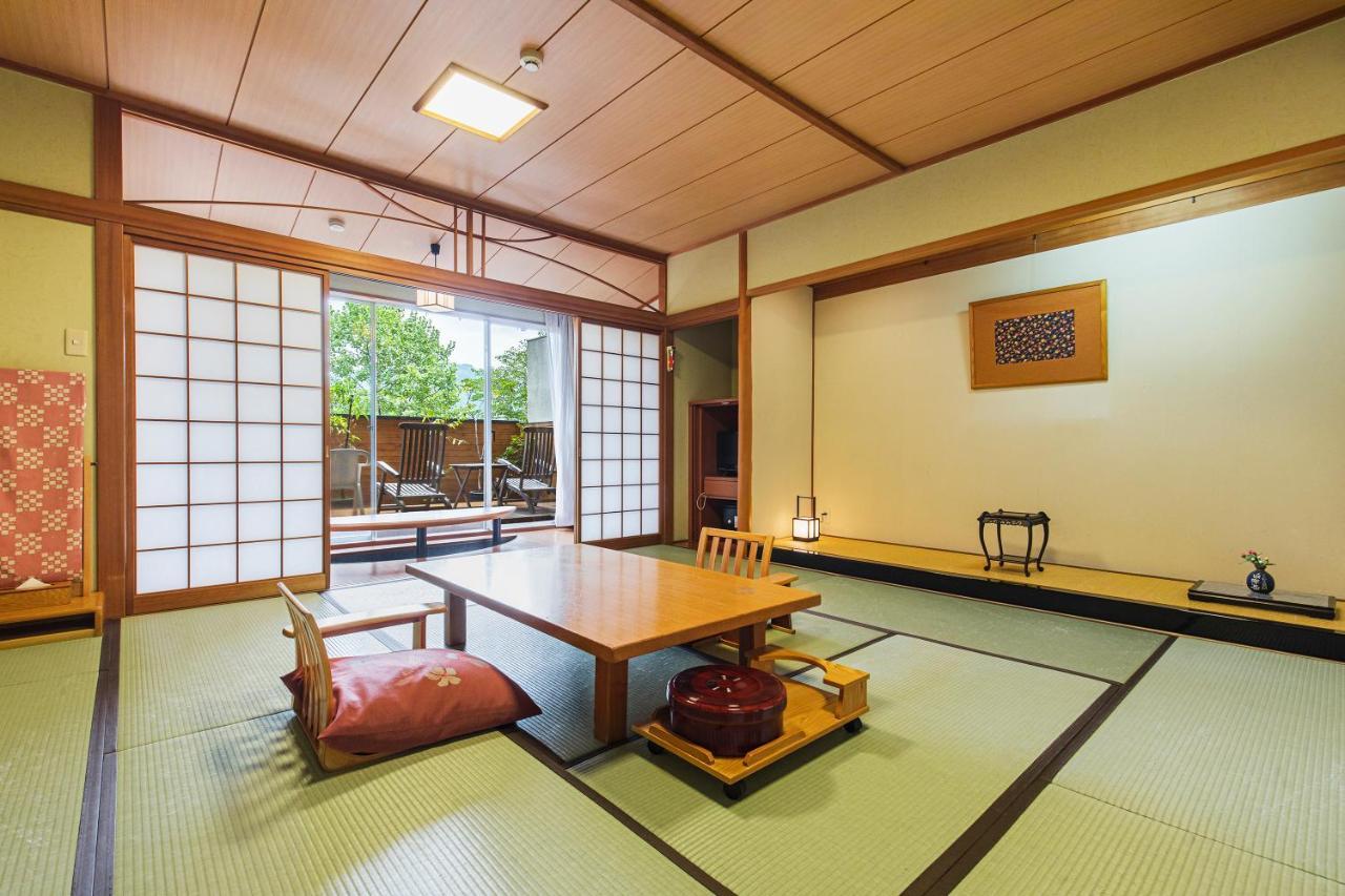 Yufuin Kotobuki Hananosho Bagian luar foto